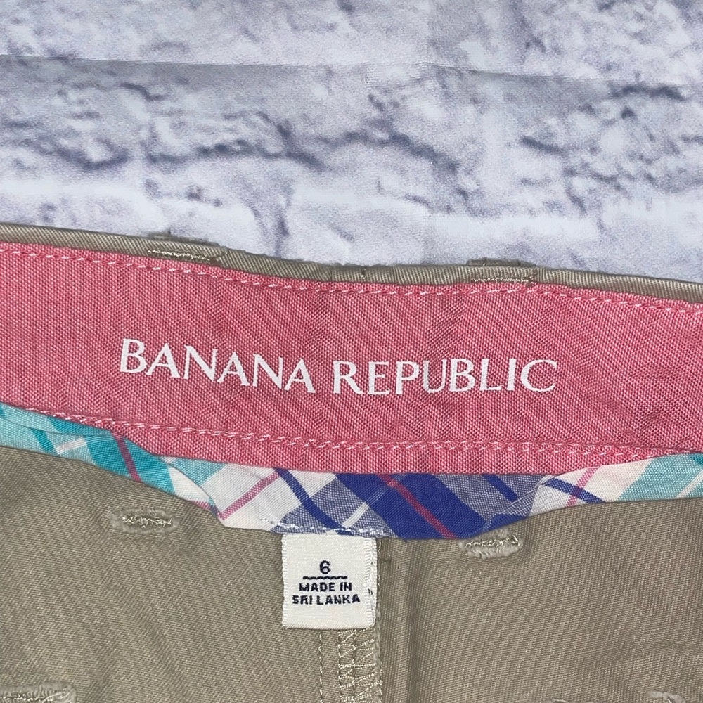 Banana Republic Women's Tan Straight Leg Pants - Picture 3 of 5